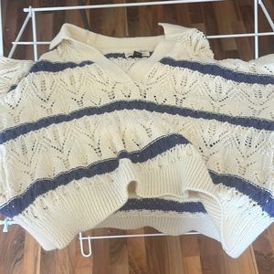 Never worn universal threads by target super cute just not my style.